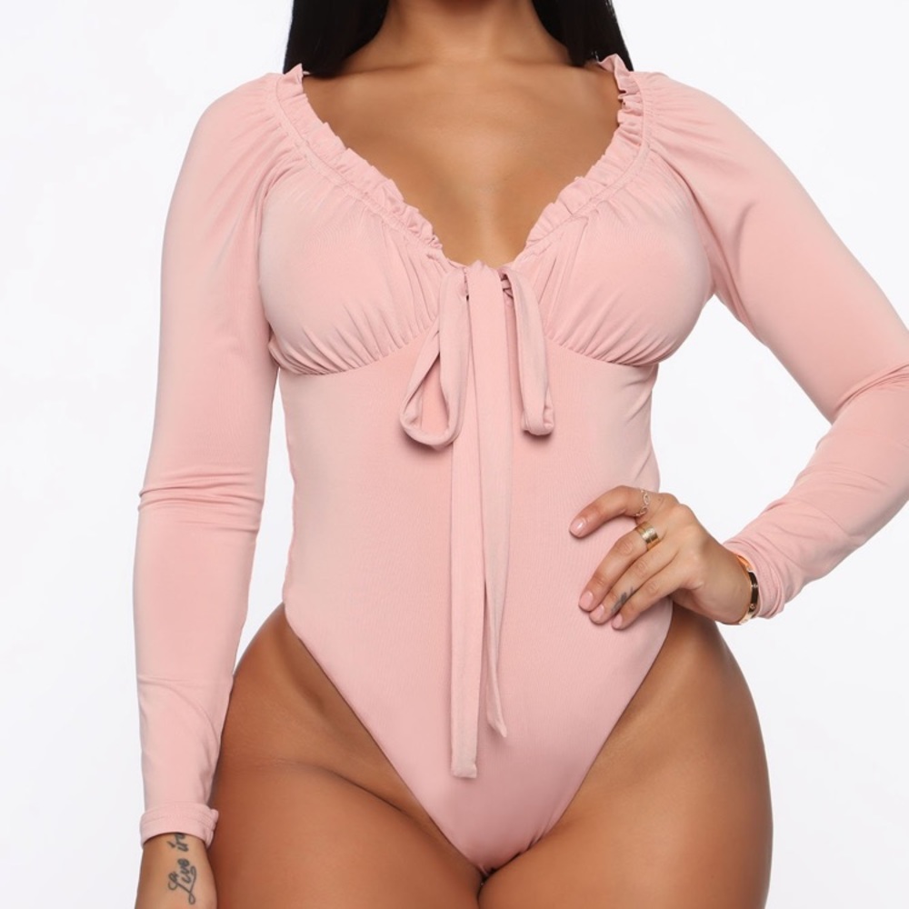 FASHION NOVA MAUVE BODYSUIT✨